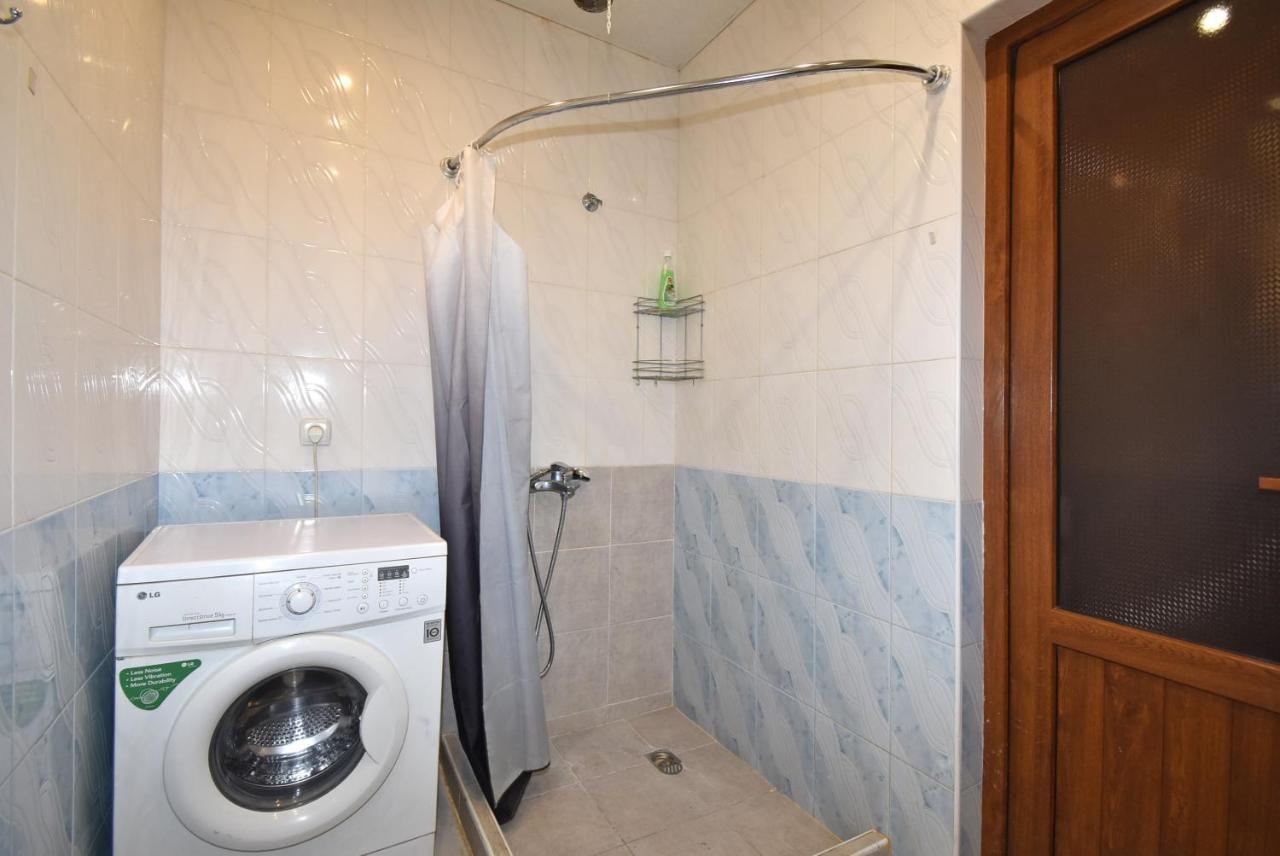 Armenak Apartment 5-Комнатная Erevan Esterno foto