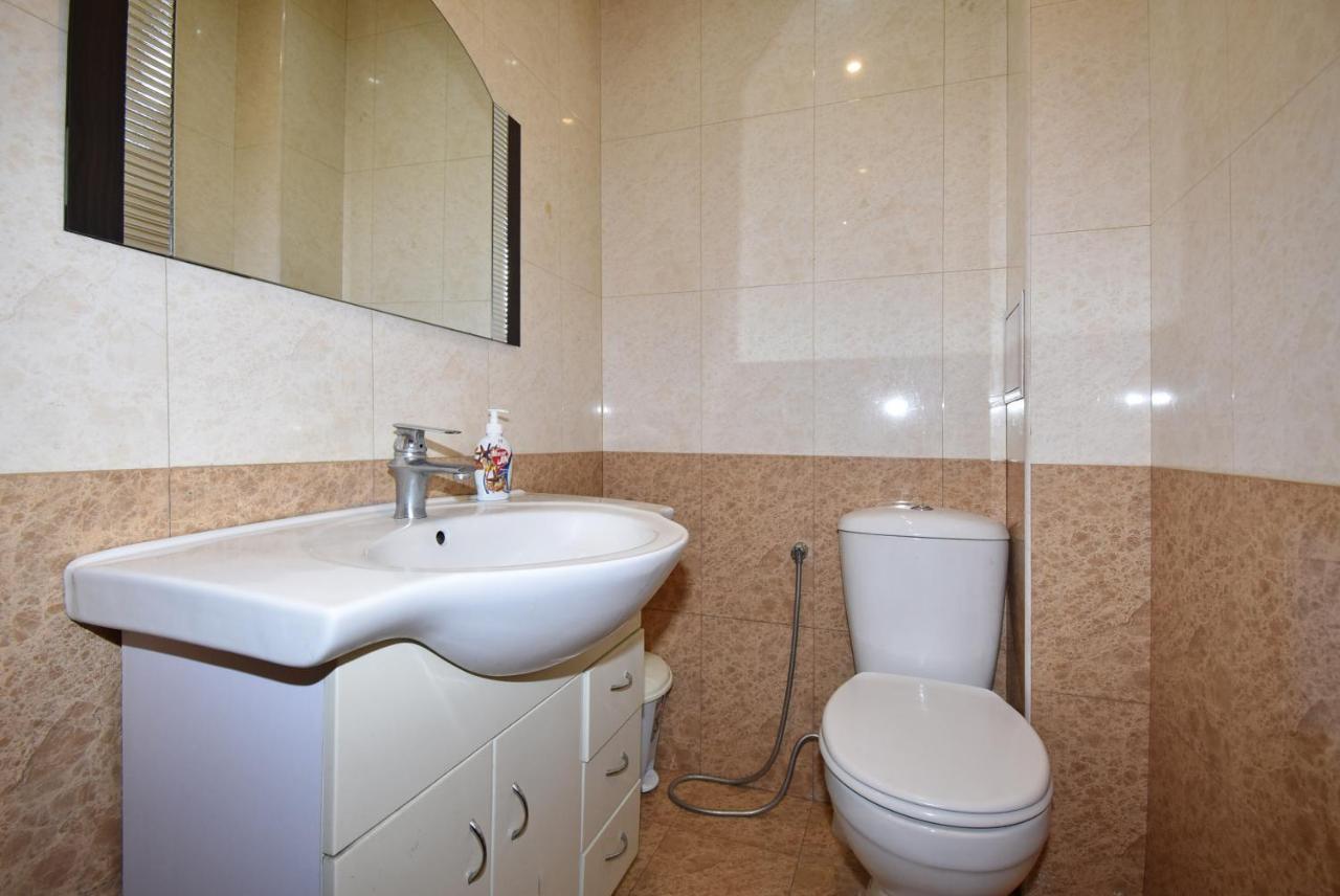 Armenak Apartment 5-Комнатная Erevan Esterno foto