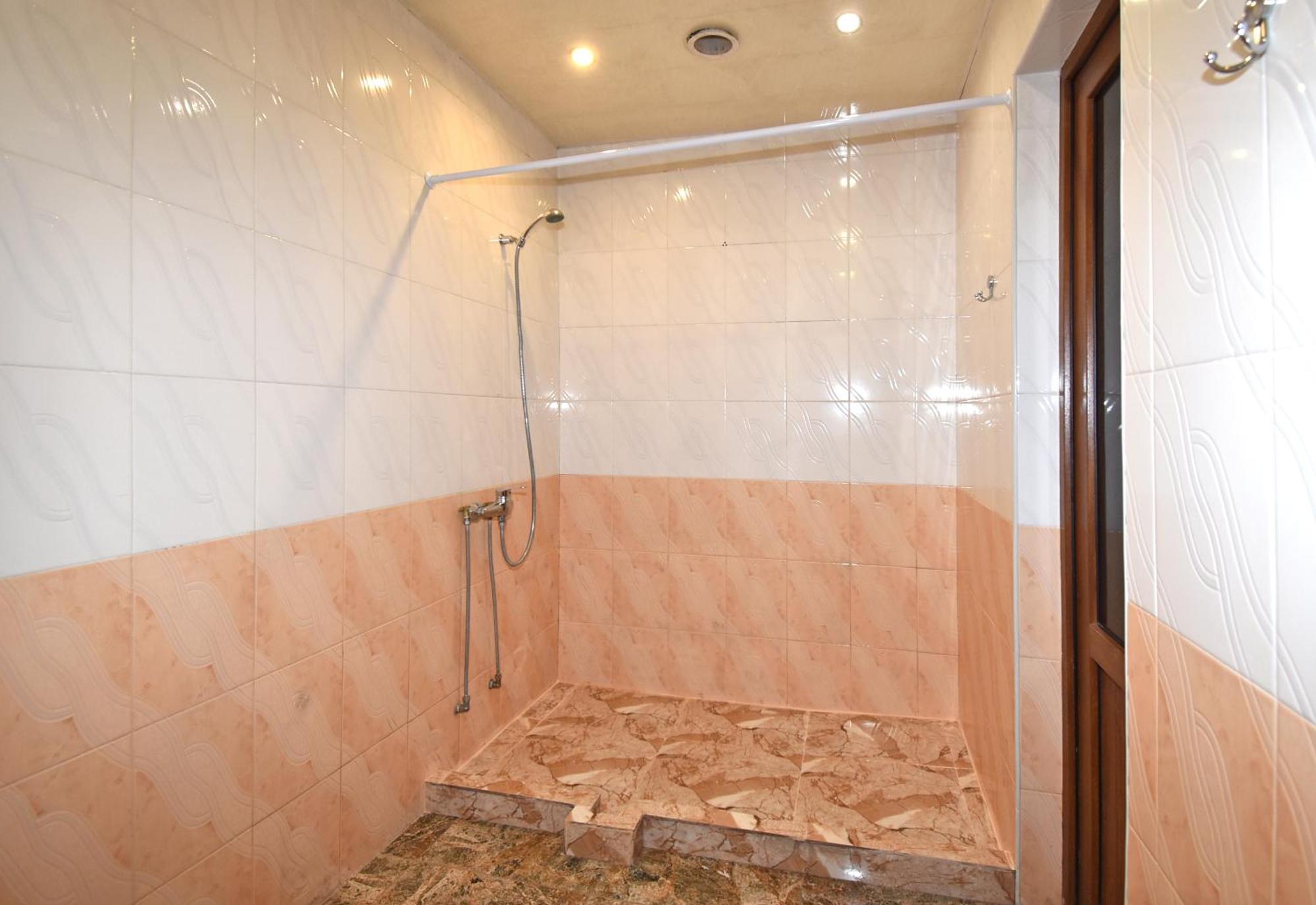 Armenak Apartment 5-Комнатная Erevan Esterno foto
